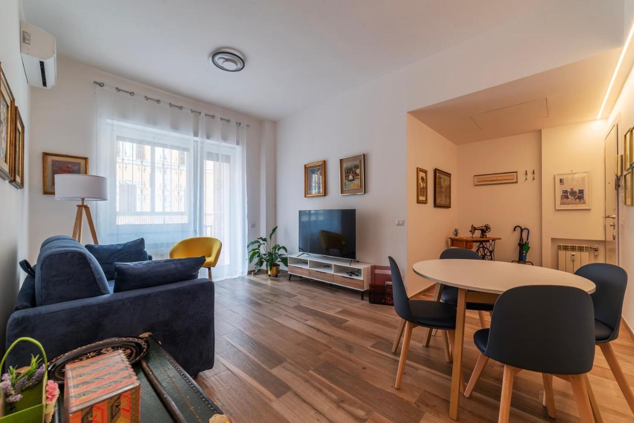 Piazza Re Di Roma Comfy Apartment Exterior photo