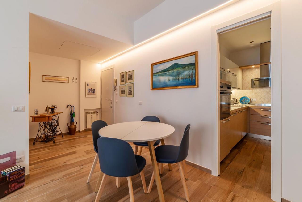 Piazza Re Di Roma Comfy Apartment Exterior photo