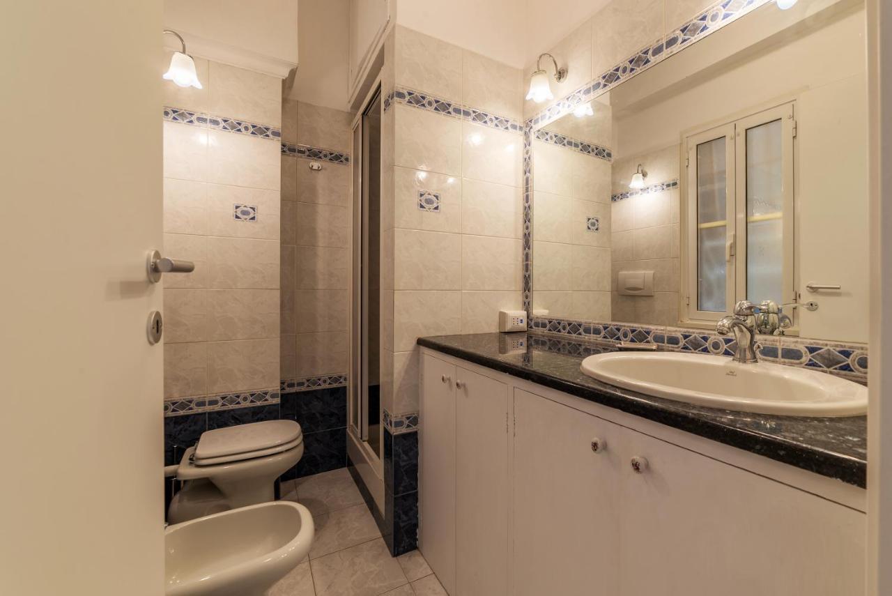 Piazza Re Di Roma Comfy Apartment Exterior photo